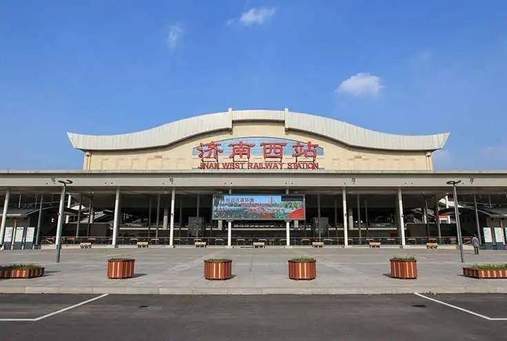 济南取名字大师谢咏推荐：济南著名的美食有哪些好吃的