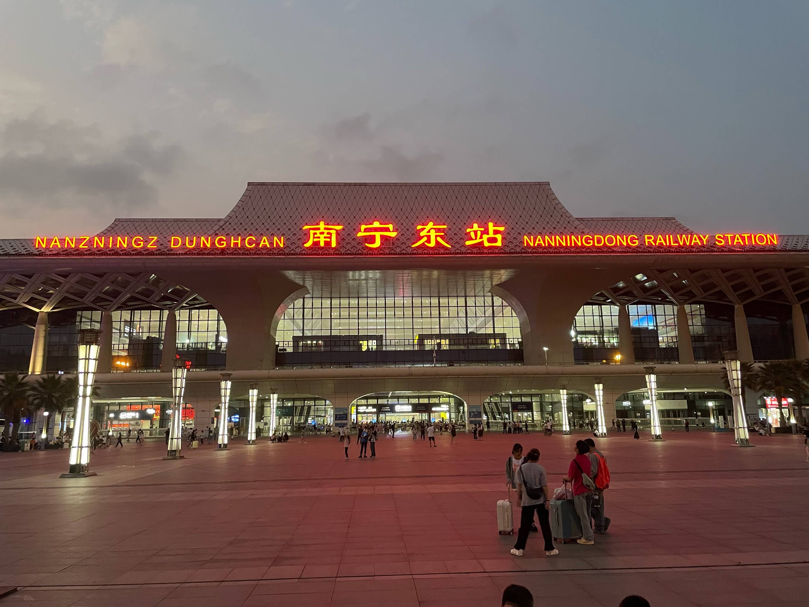 南宁著名取名大师谢咏推荐：南宁最好吃的特色美食排行榜