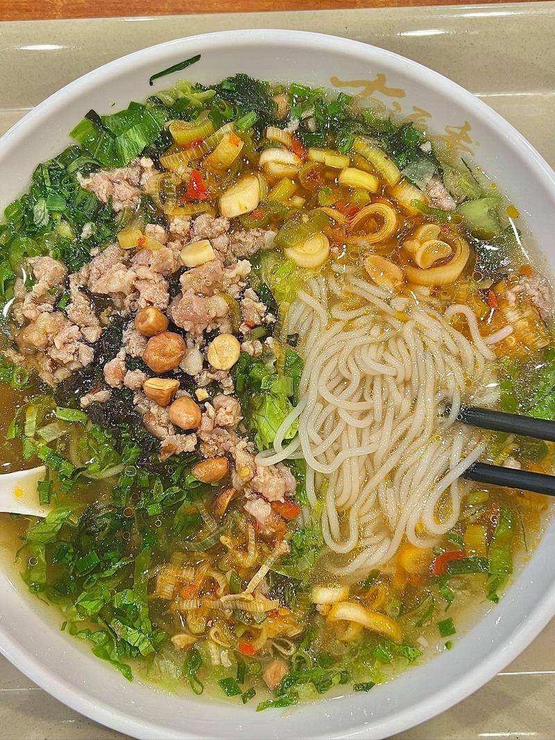 南宁著名取名大师谢咏推荐：南宁最好吃的特色美食排行榜